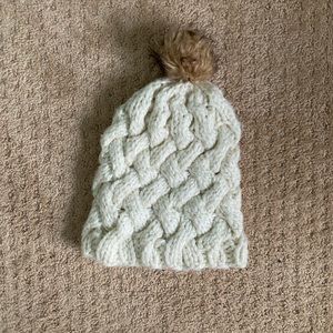 ivory chunky knit hat
